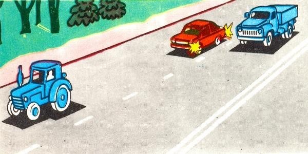 Водитель какого транспортного средства должен уступить дорогу?