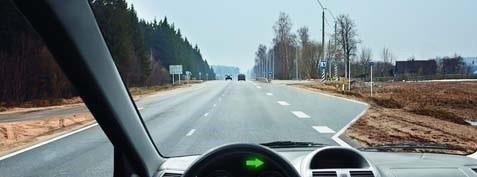 При выполнении правого поворота на прилегающую справа дорогу необходимо: