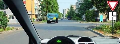 В данной ситуации может ли водитель выполнить поворот налево?