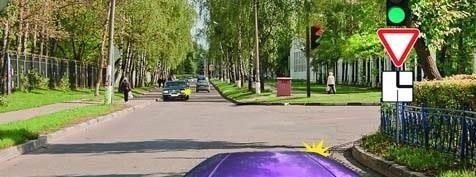 При выполнении поворота направо обязаны ли Вы уступить дорогу встречному водителю?
